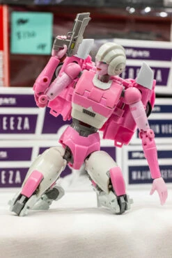 Mastermind Creations PS-04 Azalea Arcee -Figure Forge Outlet Store 25606867bd