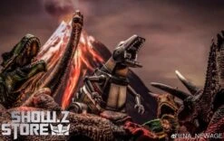 NewAge H44Z Ymir Grimlock Damaged Metallic Version 19 NewAge H44Z Ymir Grimlock Damaged Metallic Version -Figure Forge Outlet Store 5670314937