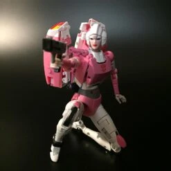 Fanstoys FT-24 Rouge Arcee -Figure Forge Outlet Store a1c959c51f