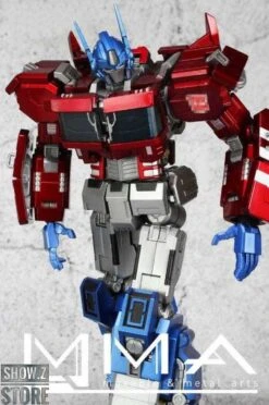 Movable & Metal Arts IDW Optimus Prime W/ Bike -Figure Forge Outlet Store a73e86ad7e
