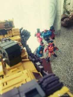 Toyworld TW-C07Y Constructor Devastator -Figure Forge Outlet Store d27cee8d04