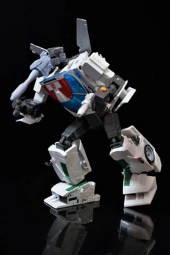 Takara MP-20+ Wheeljack Anime Color -Figure Forge Outlet Store e4a2bb5ea8