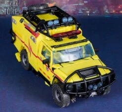 Takara Tomy Masterpiece Movie Series MPM-11 Ratchet -Figure Forge Outlet Store f9187d3366